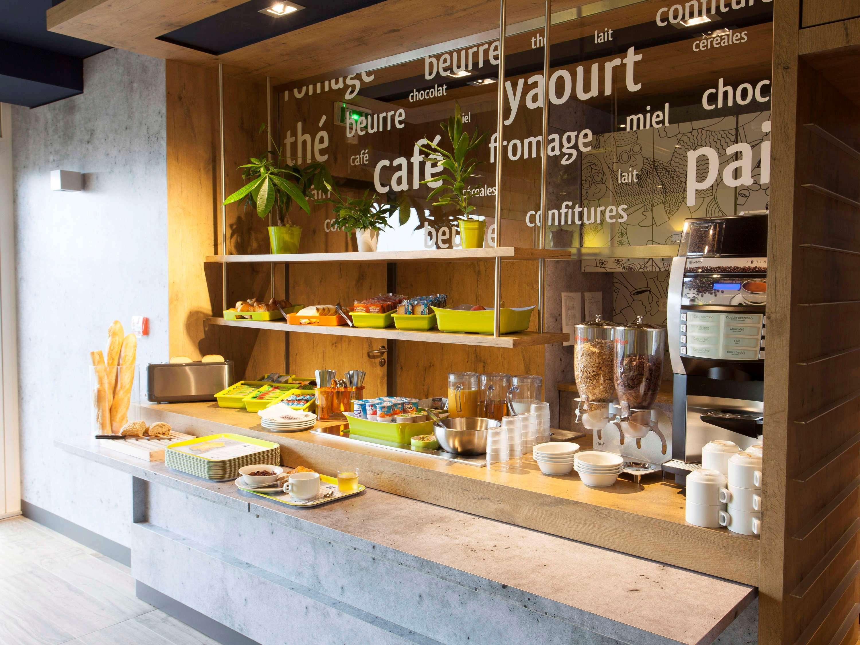 Ibis Budget Cherbourg - La Glacerie Exterior foto